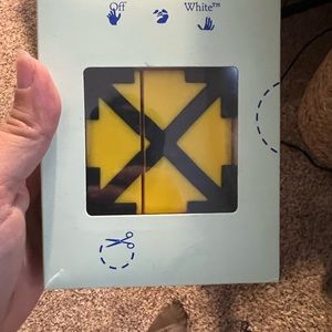 Apple air pod case new in box